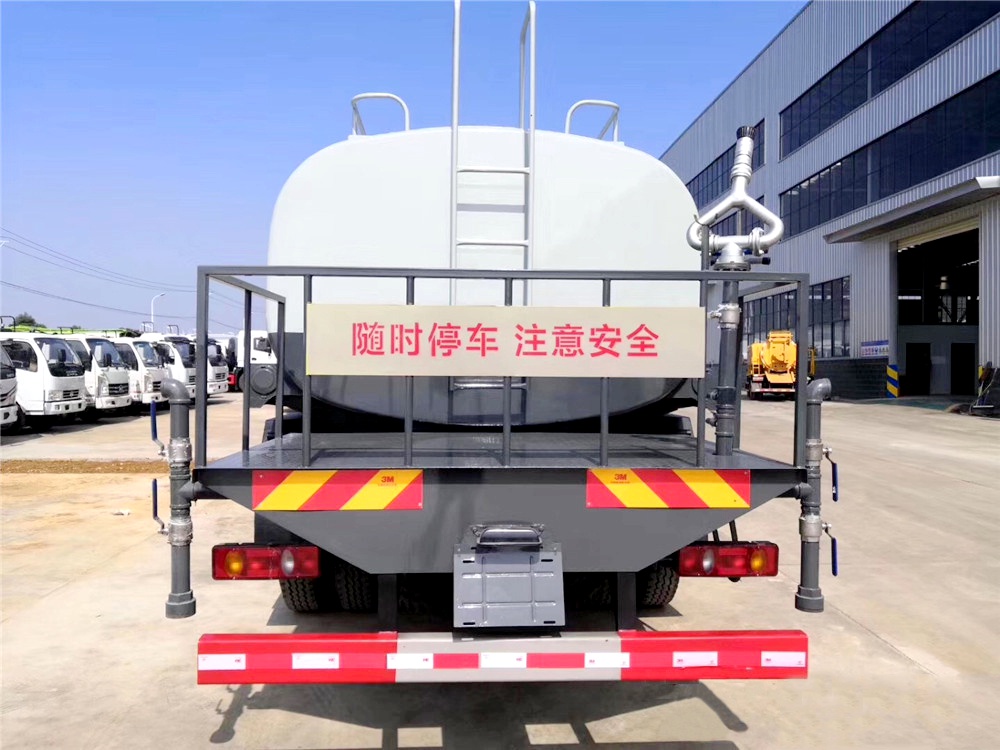 國六【12立方】東風專底 灑水車