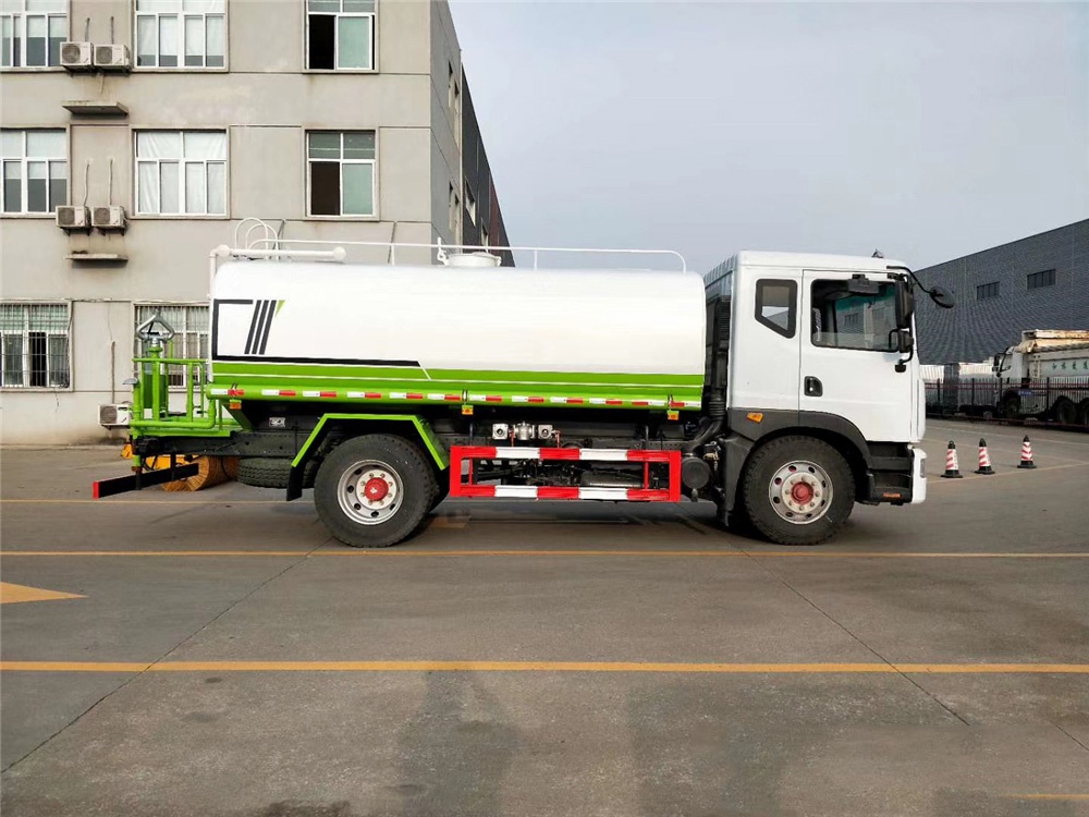 國六【12-15立方】東風D9 灑水車